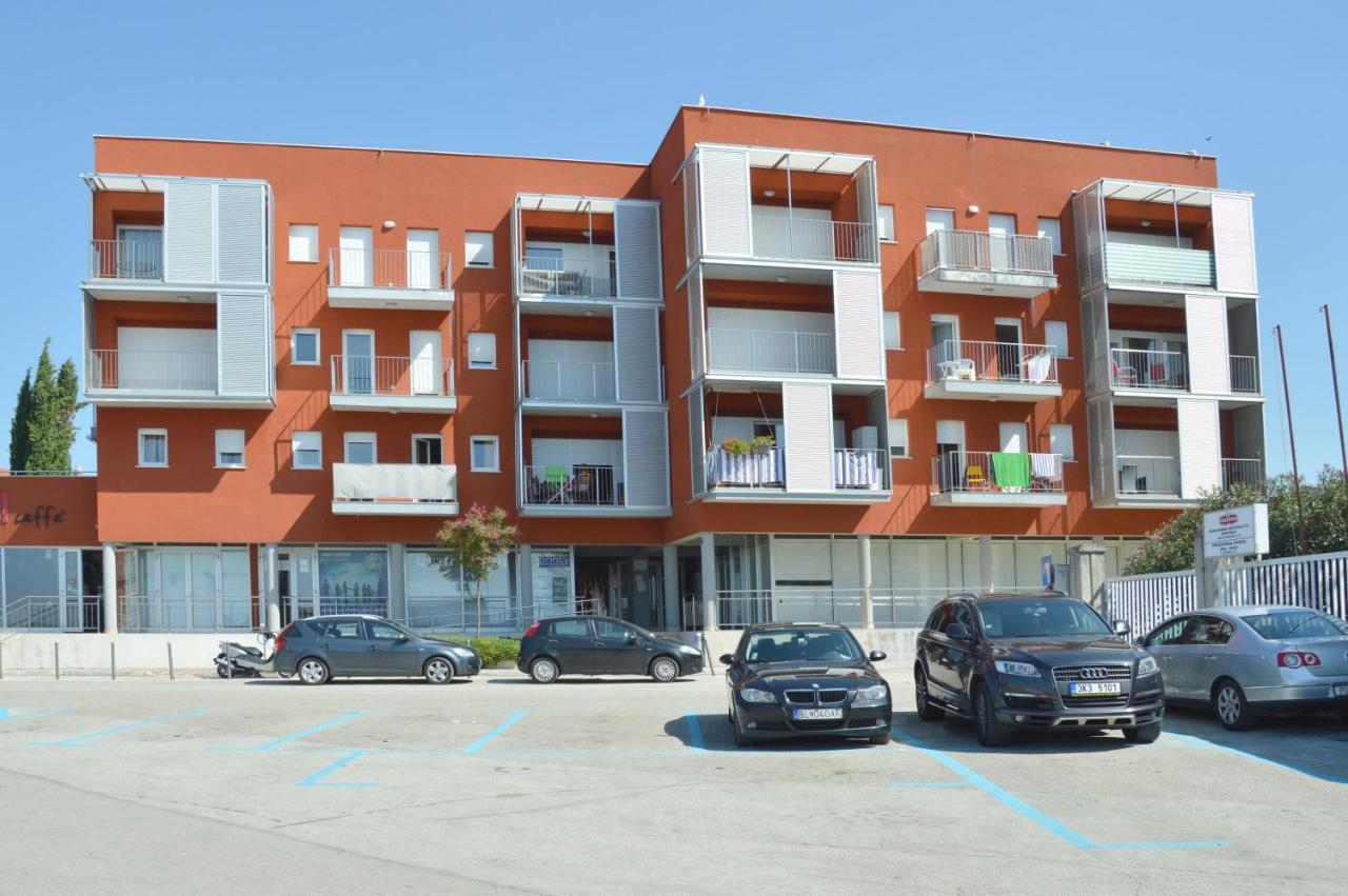 Apartment Riva Sea View Umag Exterior foto