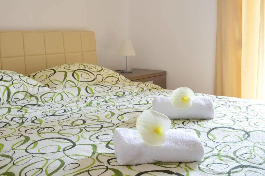 Apartment Riva Sea View Umag Exterior foto